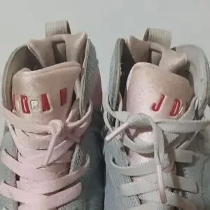 Mens air jordan 7 retro se size 11 comes with pink and grey shoe lace used CT8528-002 Nike Air Jordan 7 SE Hare 2.0 Neutral Grey Summit  main image 2